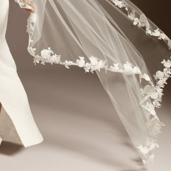 Ivory Embroidered Beaded Floral Scroll Cathedral Veil NWT - Picture 7 of 9